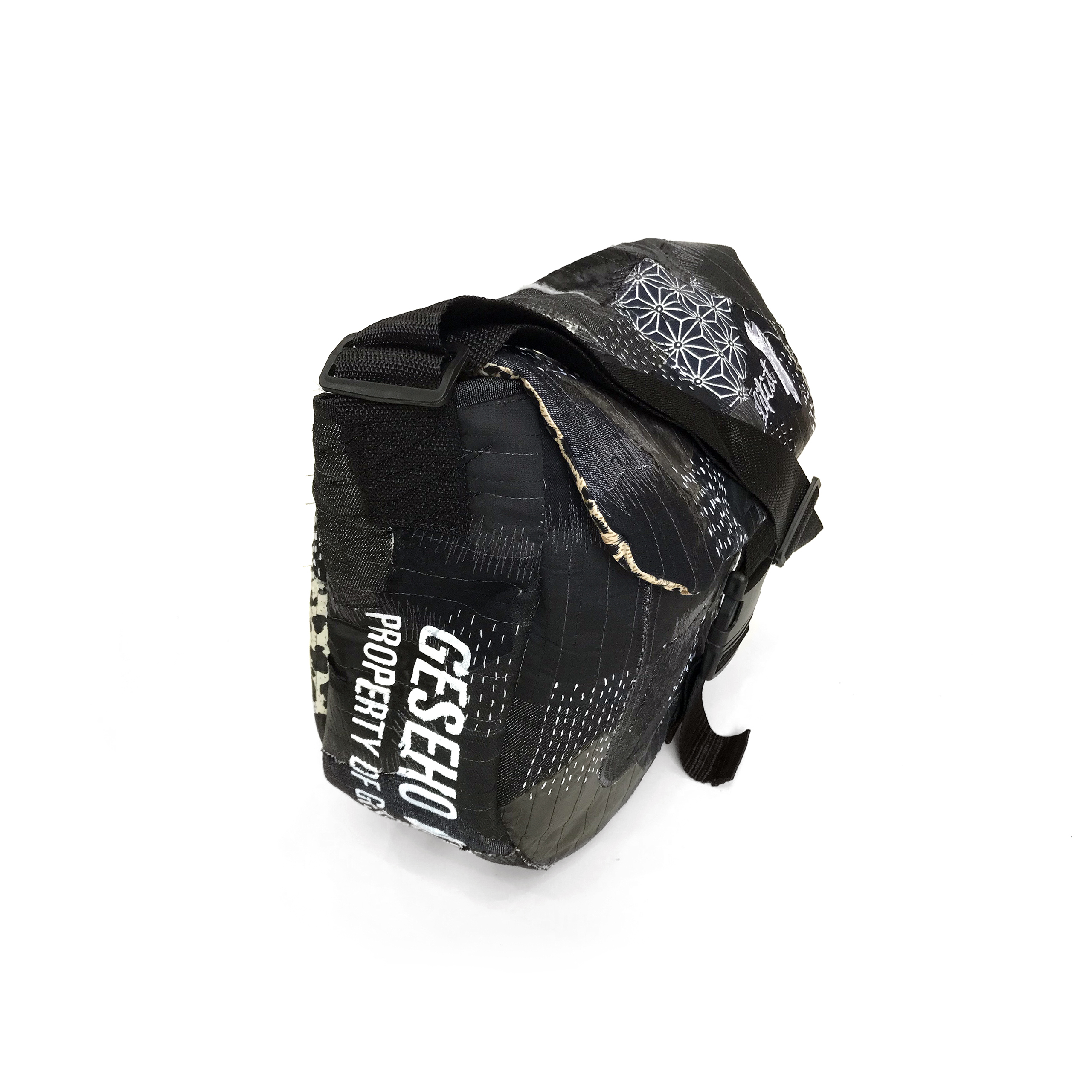 C&SOWOL26 Crossbody Bag - Image 3