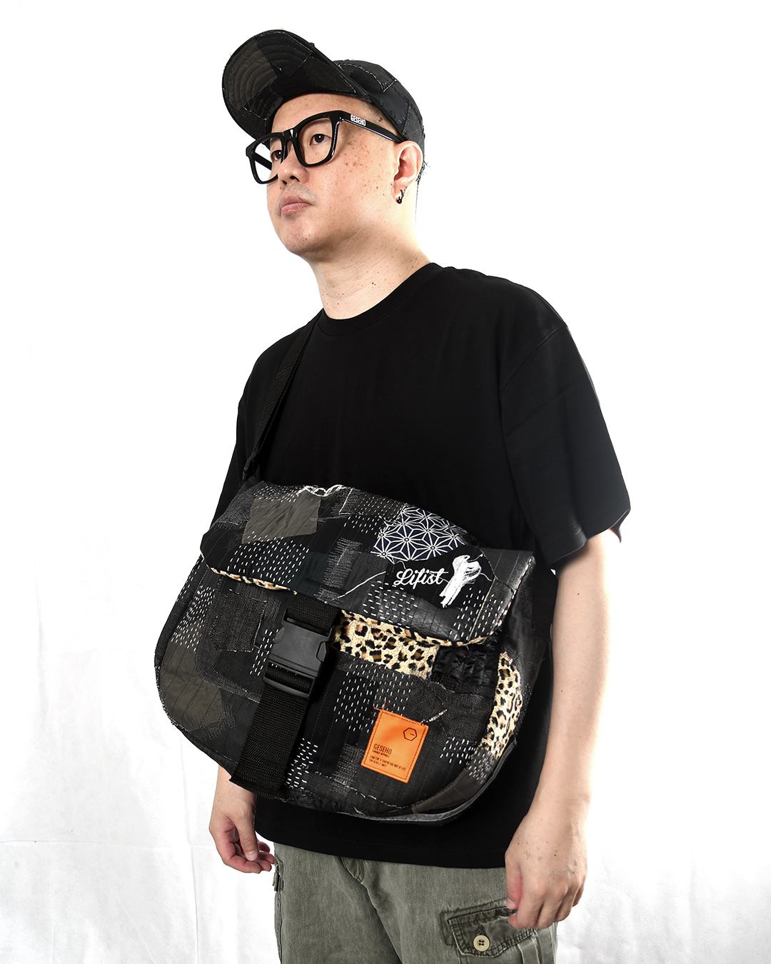 C&SOWOL26 Crossbody Bag - Image 8