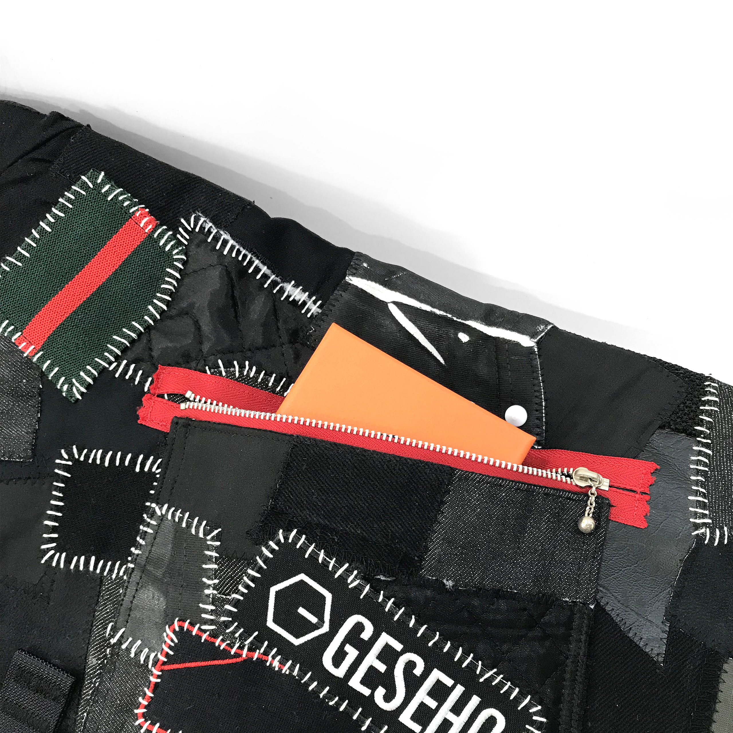 C&SOWOL26 Messenger Bag - Image 3