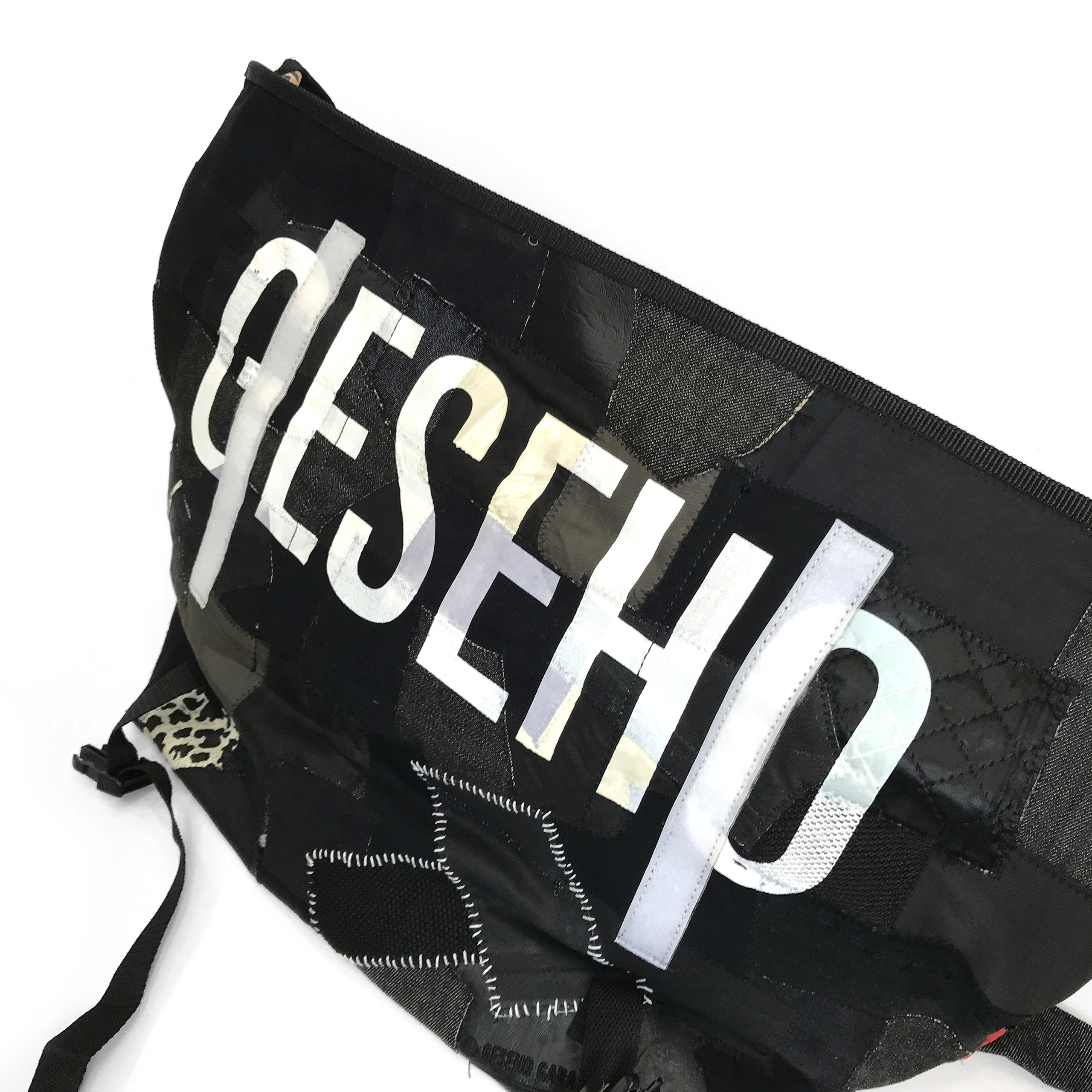 C&SOWOL26 Messenger Bag - Image 4