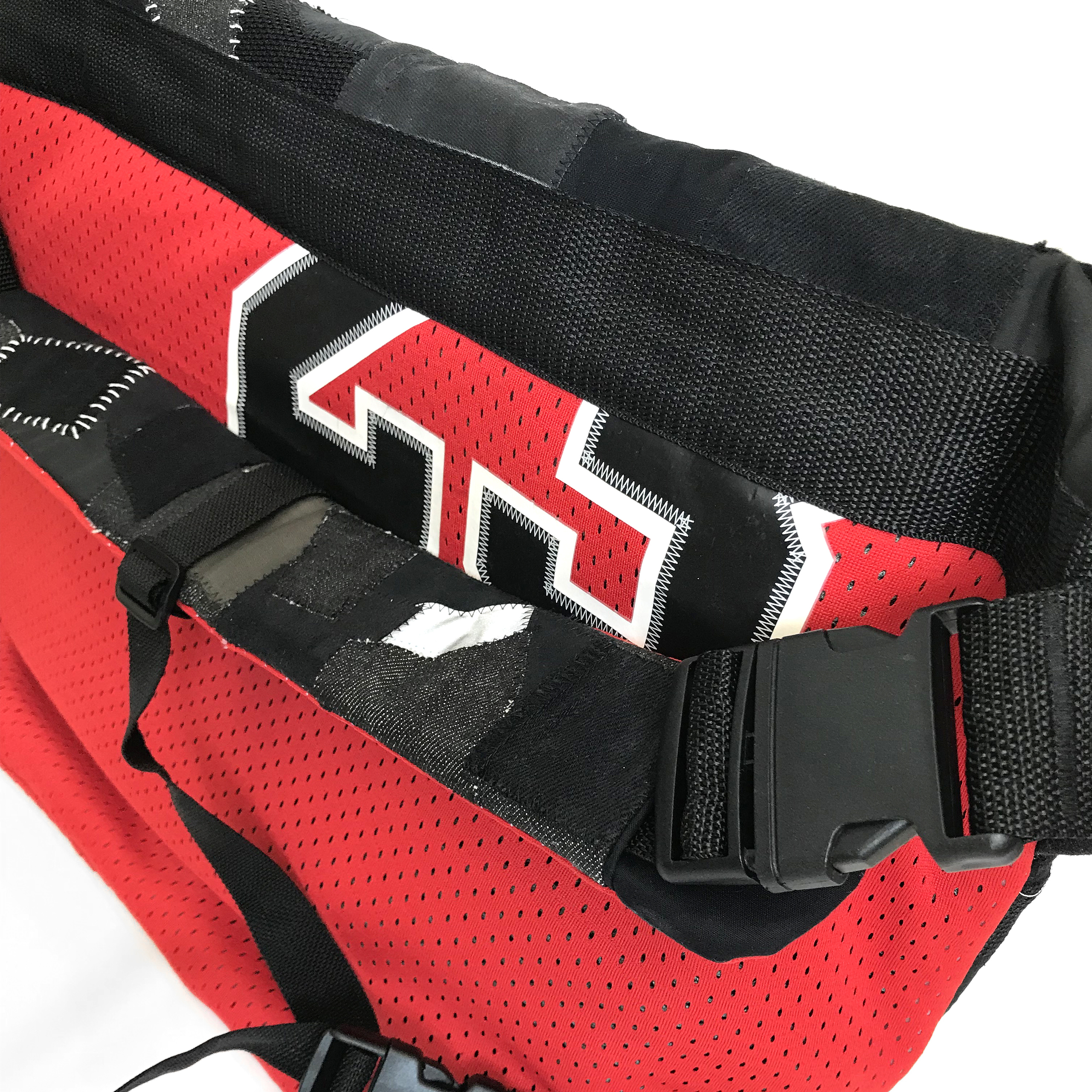 C&SOWOL26 Messenger Bag - Image 6